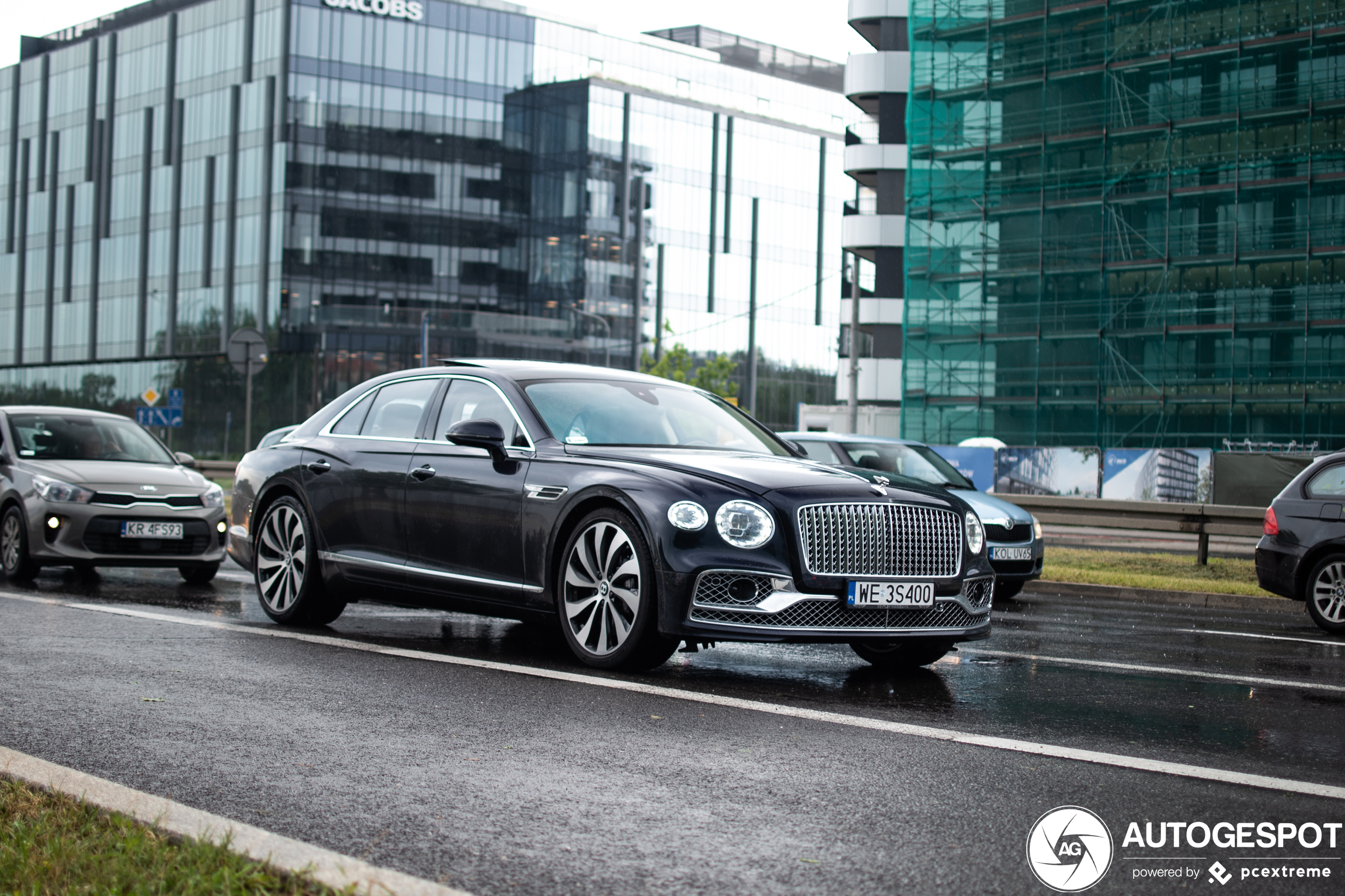 Bentley Flying Spur V8 2021