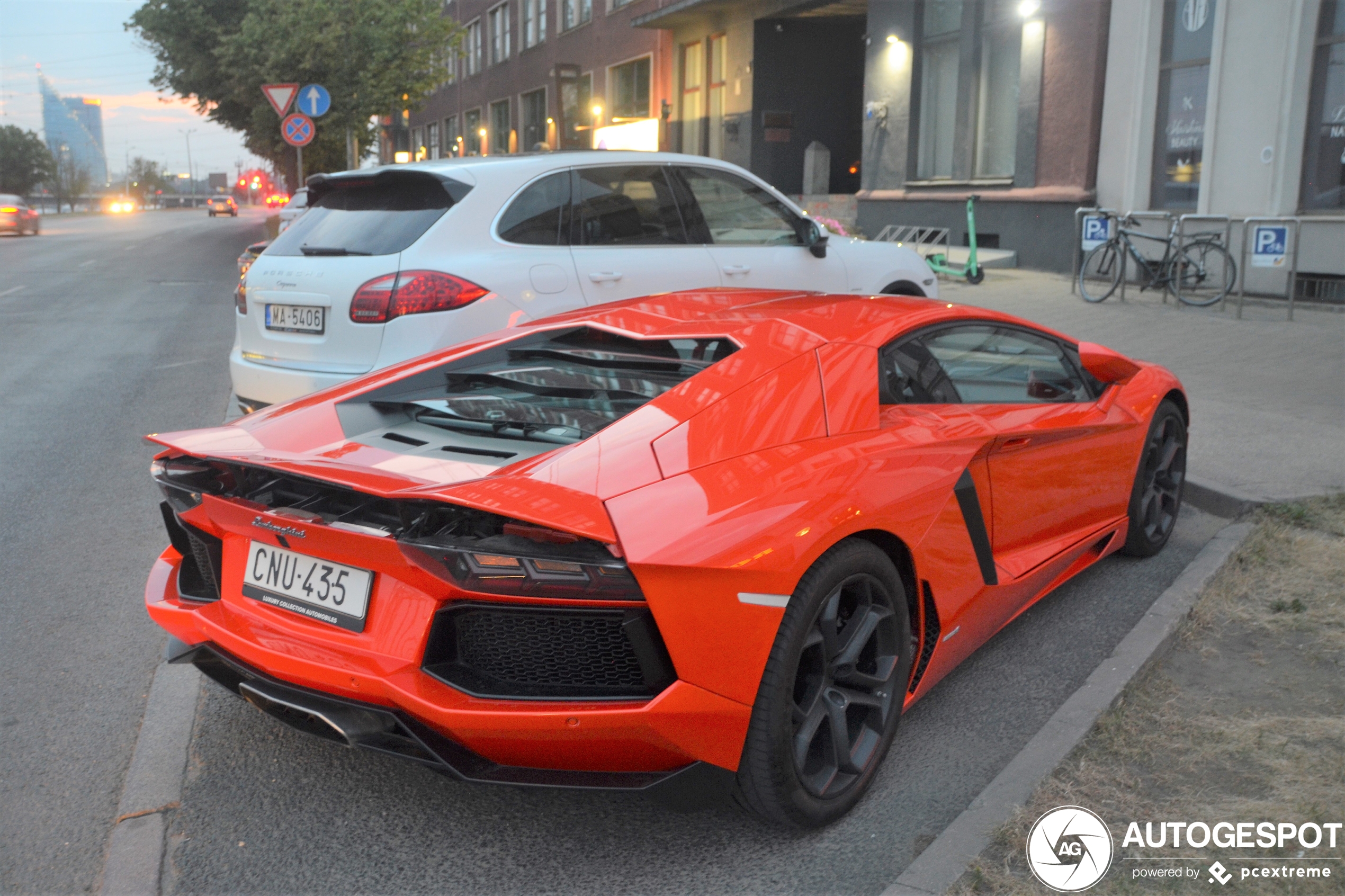 Lamborghini Aventador LP700-4