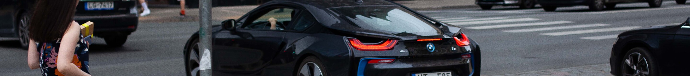 BMW i8