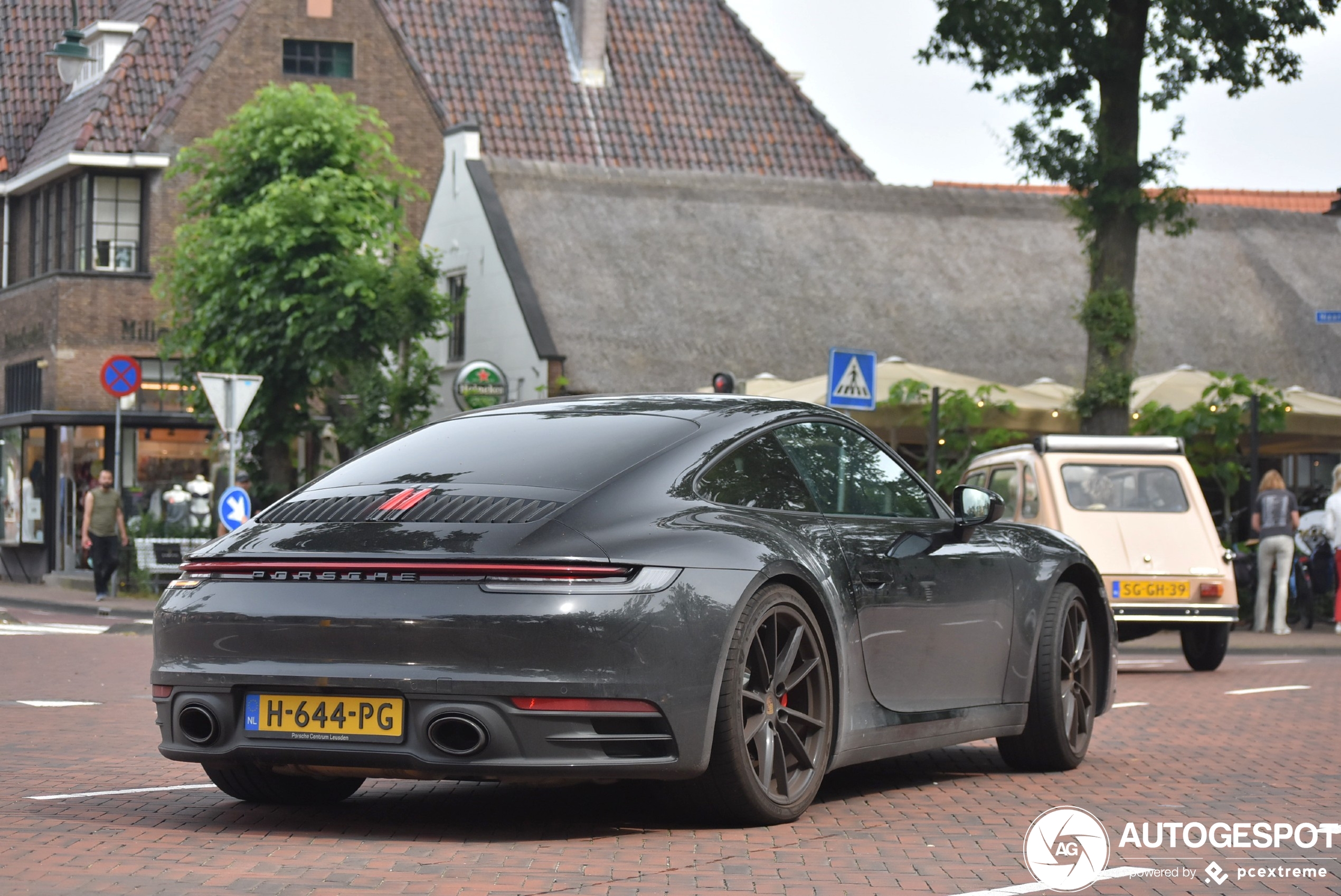 Porsche 992 Carrera S