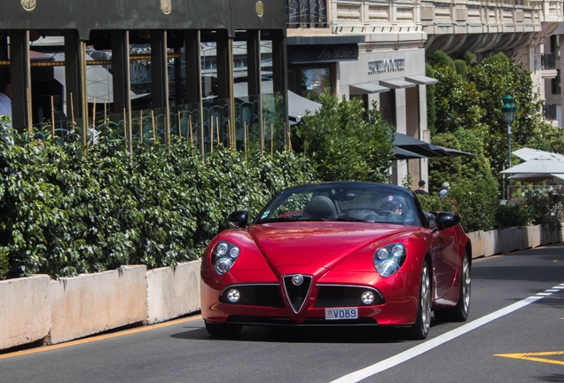 Alfa Romeo 8C Spider