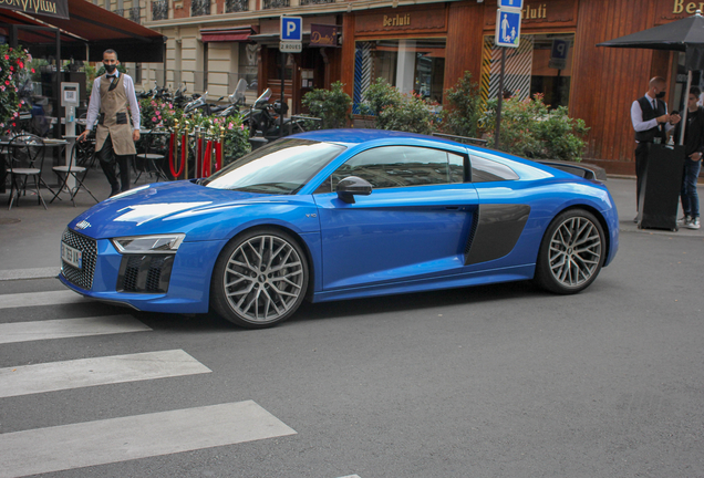 Audi R8 V10 Plus 2015