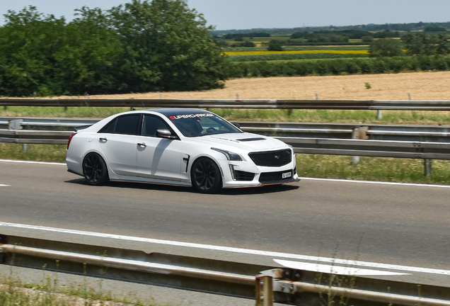 Cadillac CTS-V 2015