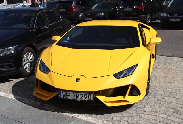 Lamborghini Huracán LP640-4 EVO