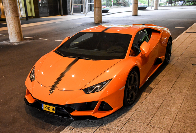 Lamborghini Huracán LP640-4 EVO