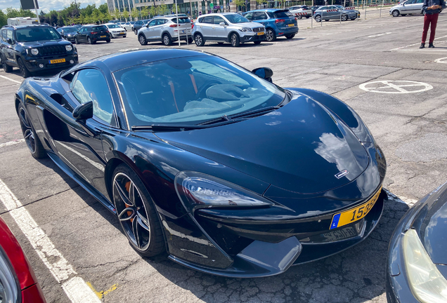 McLaren 570S