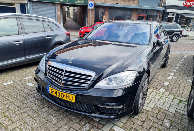 Mercedes-Benz S 65 AMG V221 2010