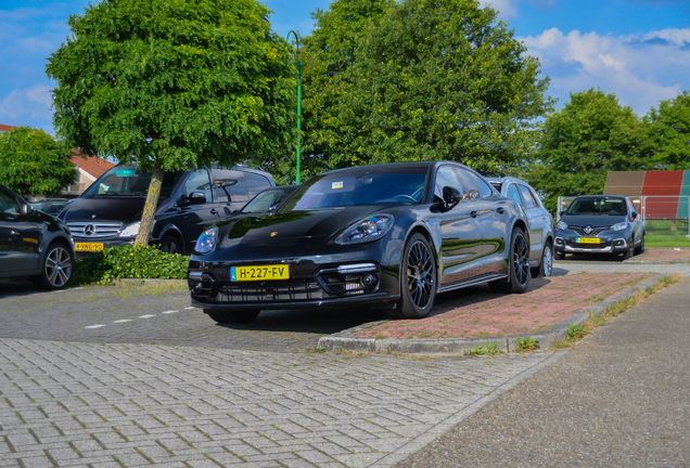 Porsche 971 Panamera Turbo S E-Hybrid