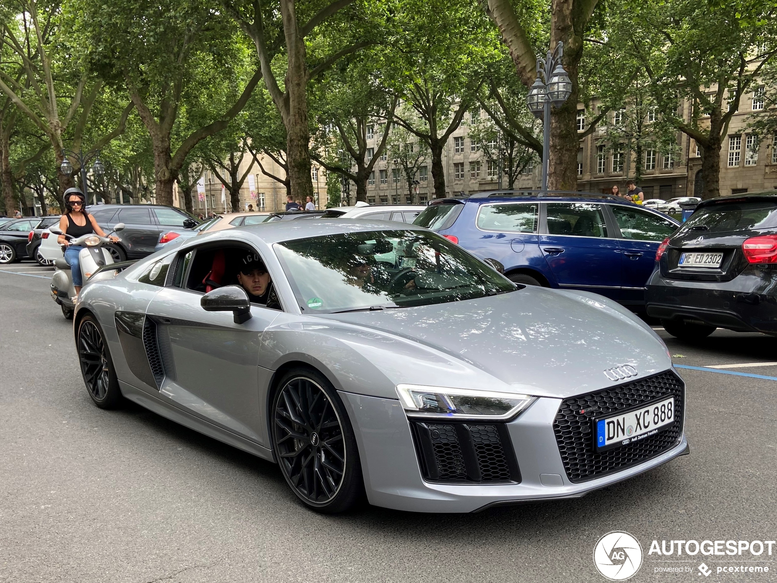 Audi R8 V10 Plus 2015