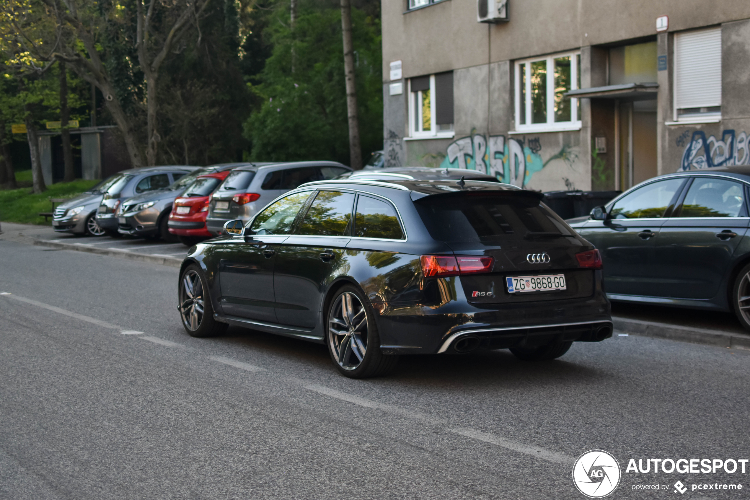 Audi RS6 Avant C7 2015