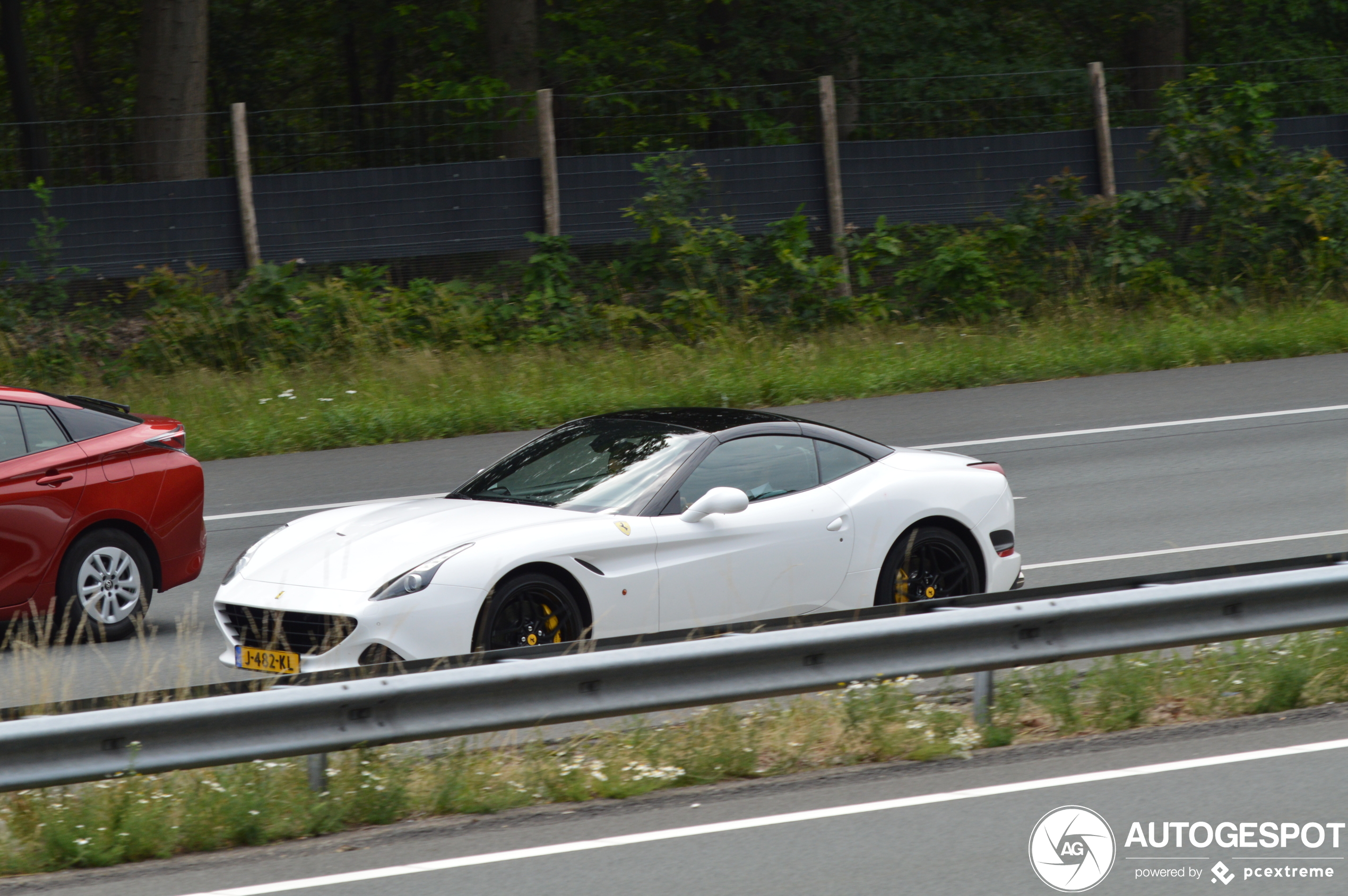 Ferrari California T