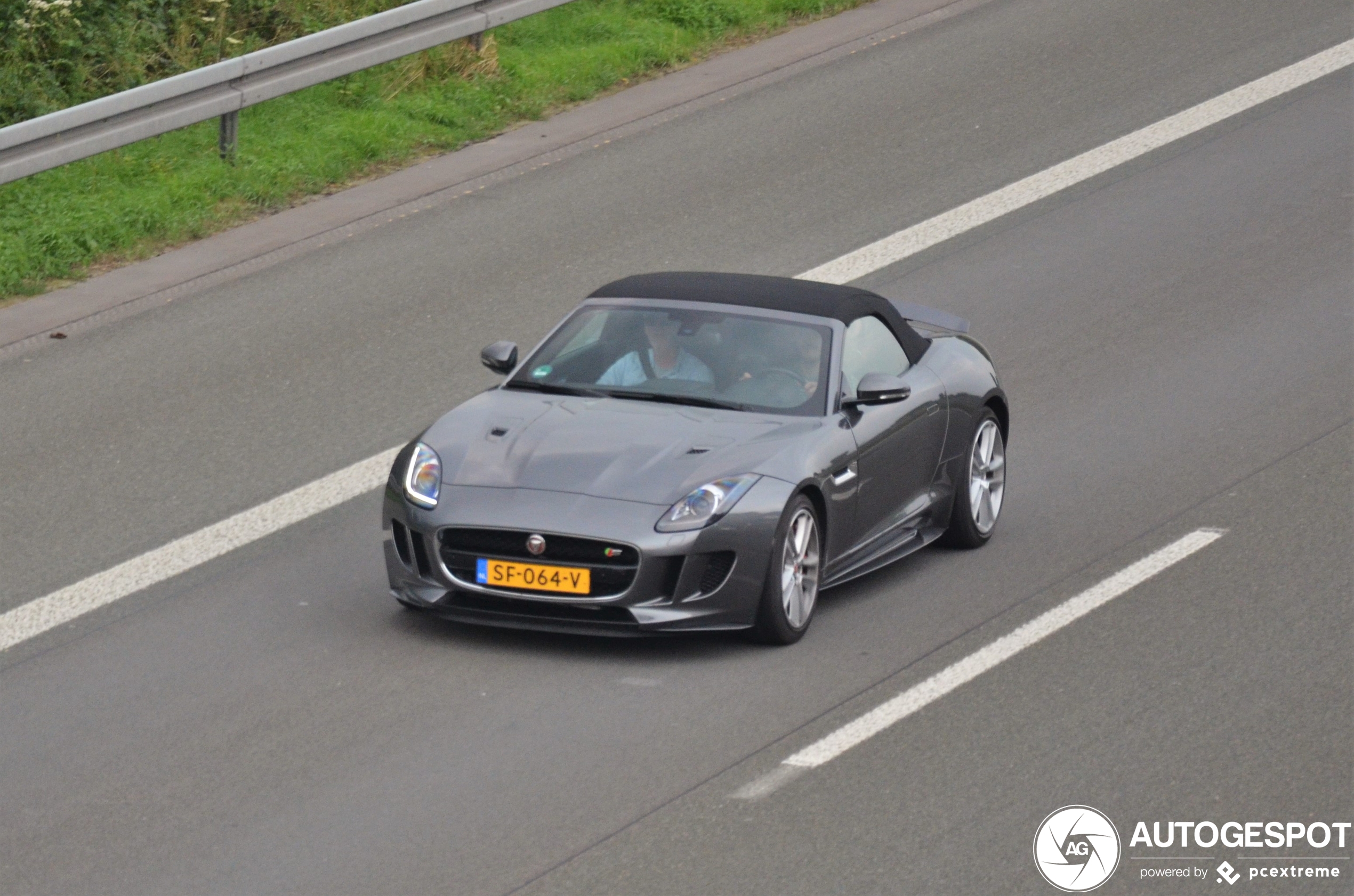 Jaguar F-TYPE S AWD Convertible