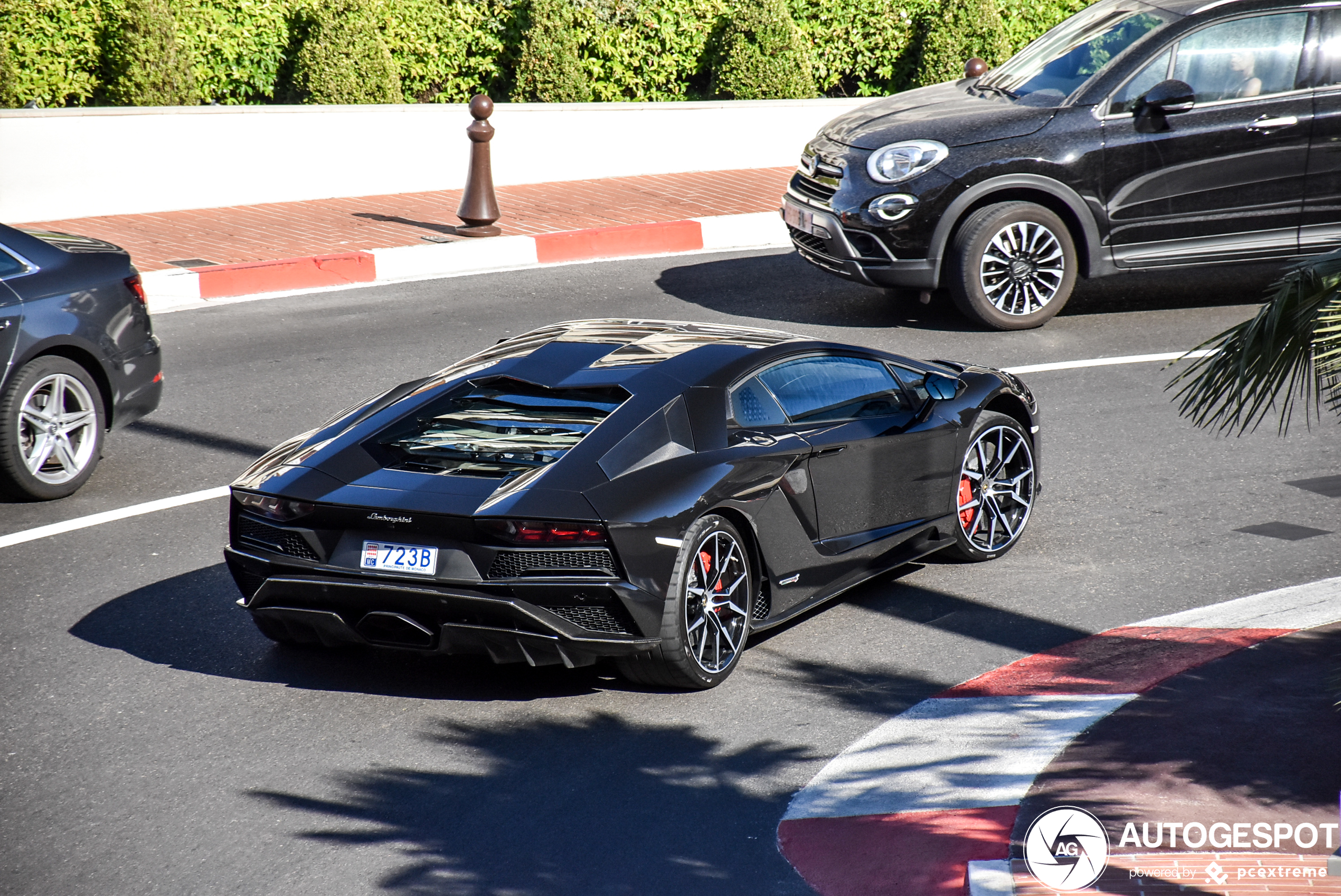 Lamborghini Aventador S LP740-4