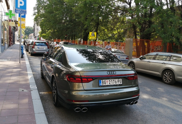 Audi S8 D5