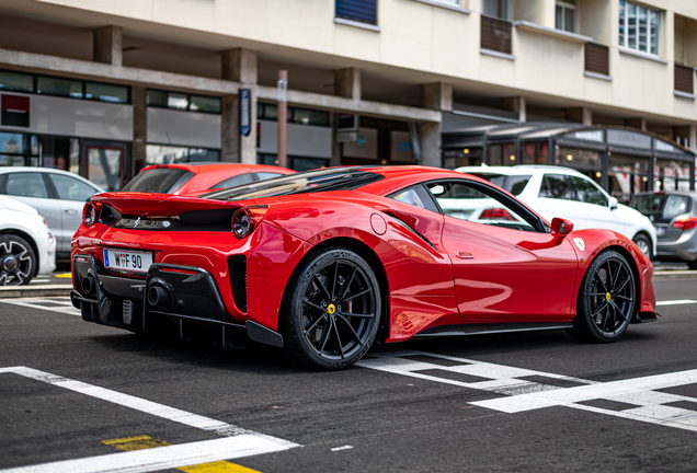 Ferrari 488 Pista