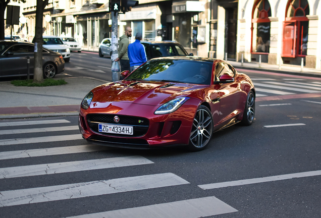 Jaguar F-TYPE R Coupé