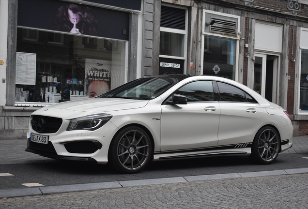 Mercedes-Benz CLA 45 AMG C117