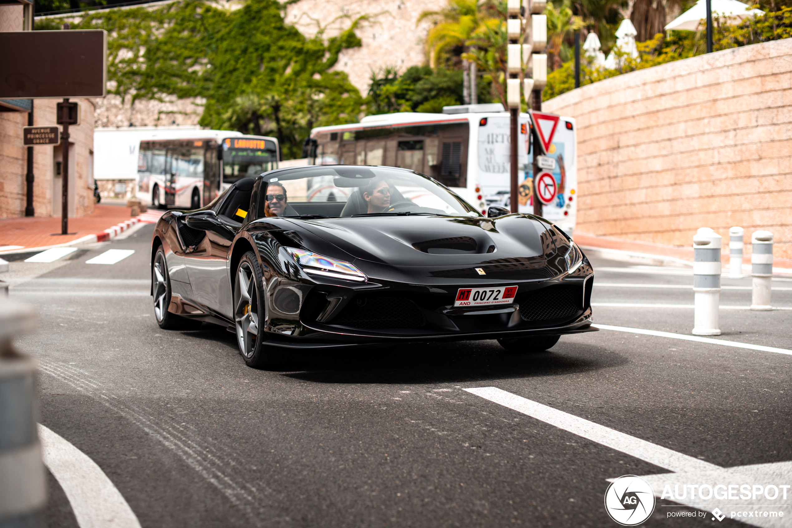 Ferrari F8 Spider