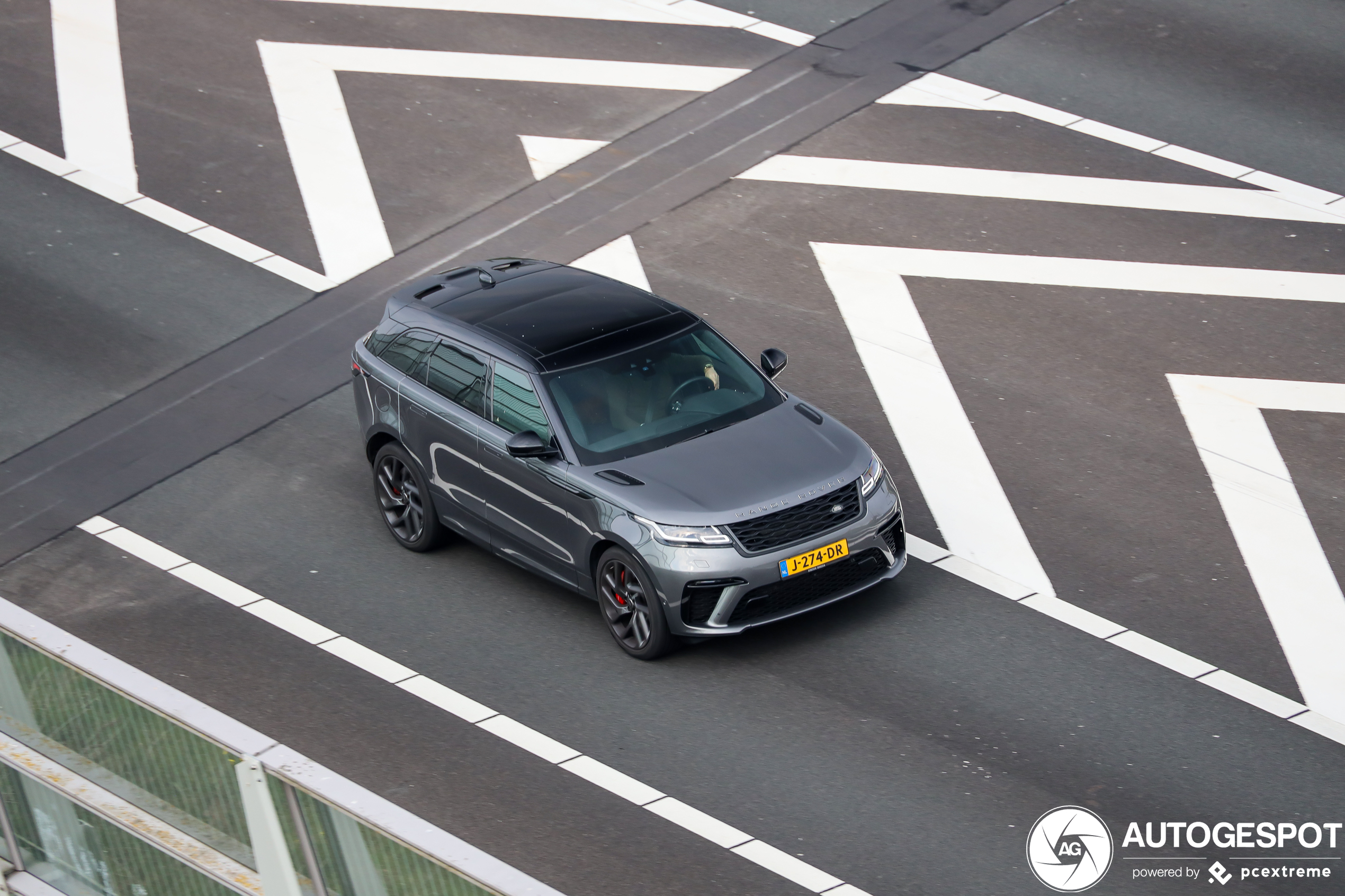 Land Rover Range Rover Velar SVAutobiography