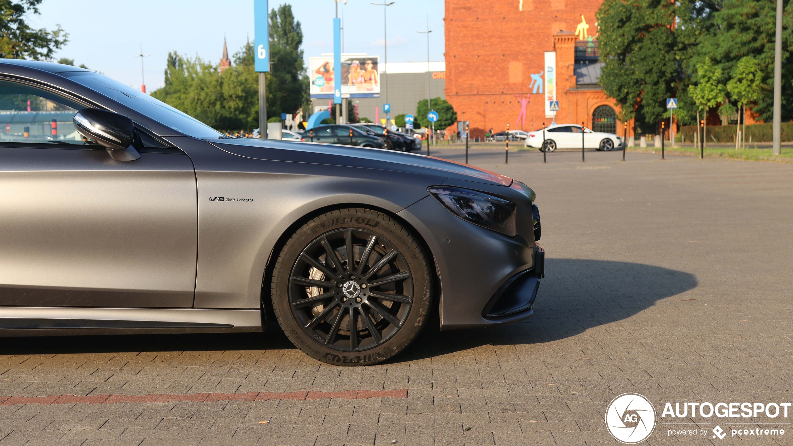 Mercedes-AMG S 63 Coupé C217