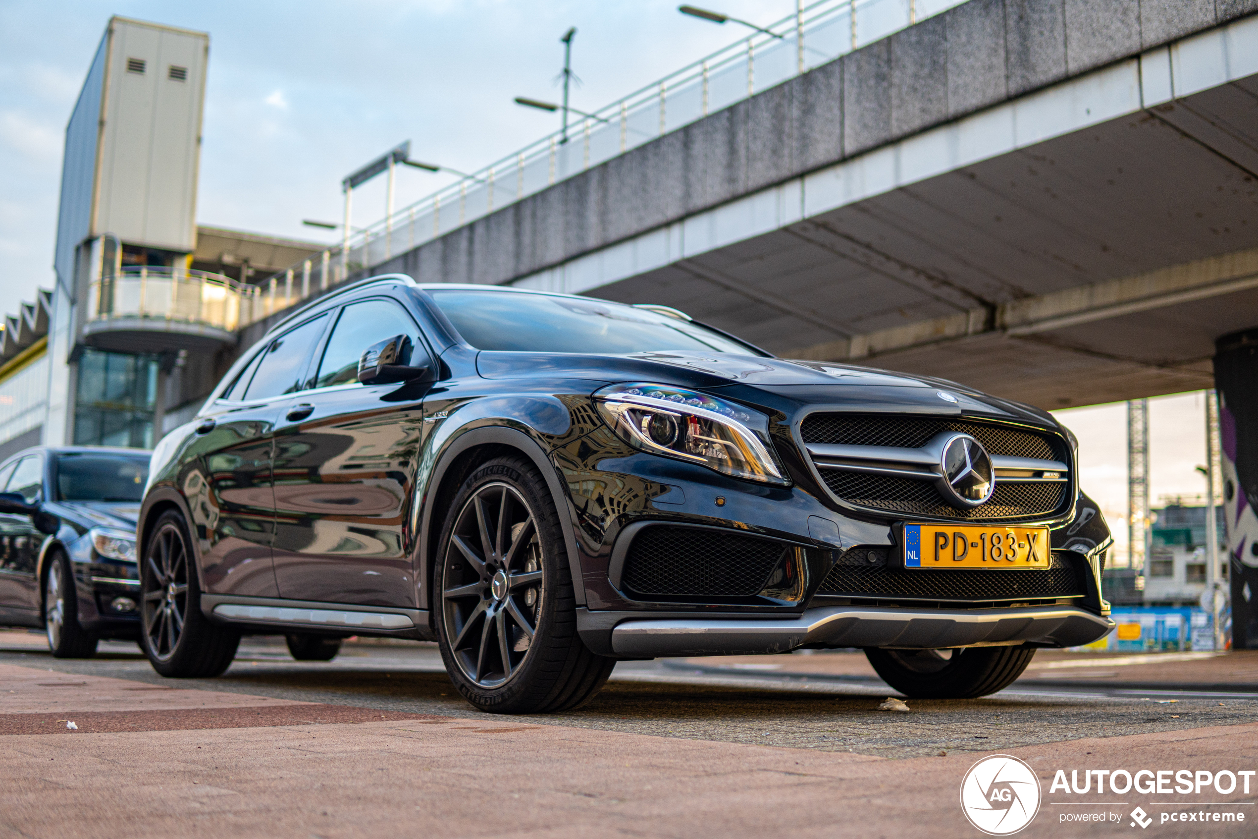 Mercedes-Benz GLA 45 AMG X156