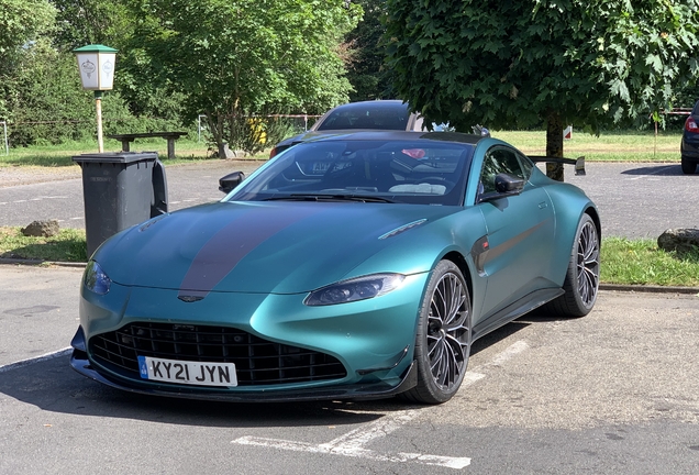 Aston Martin V8 Vantage Formula 1 Edition