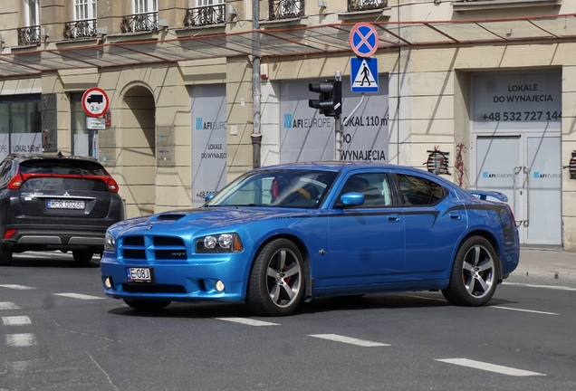 Dodge Charger SRT-8 Super Bee