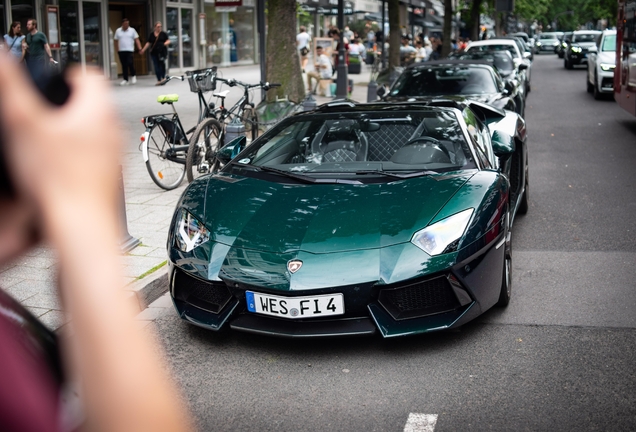 Lamborghini Aventador LP700-4 Roadster