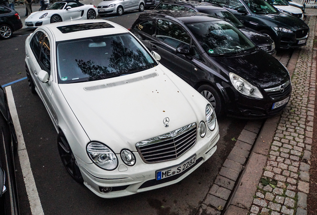 Mercedes-Benz E 63 AMG