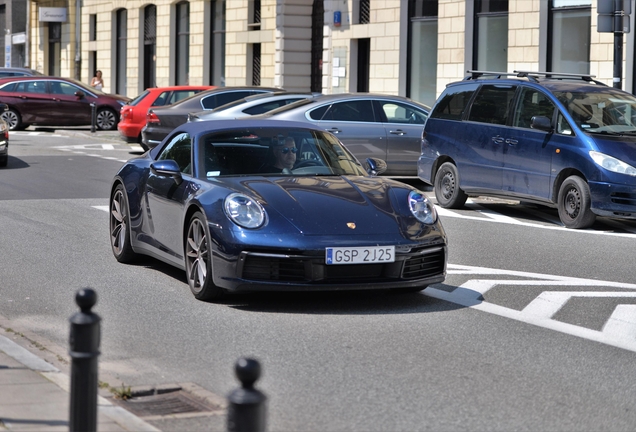 Porsche 992 Carrera 4S Cabriolet