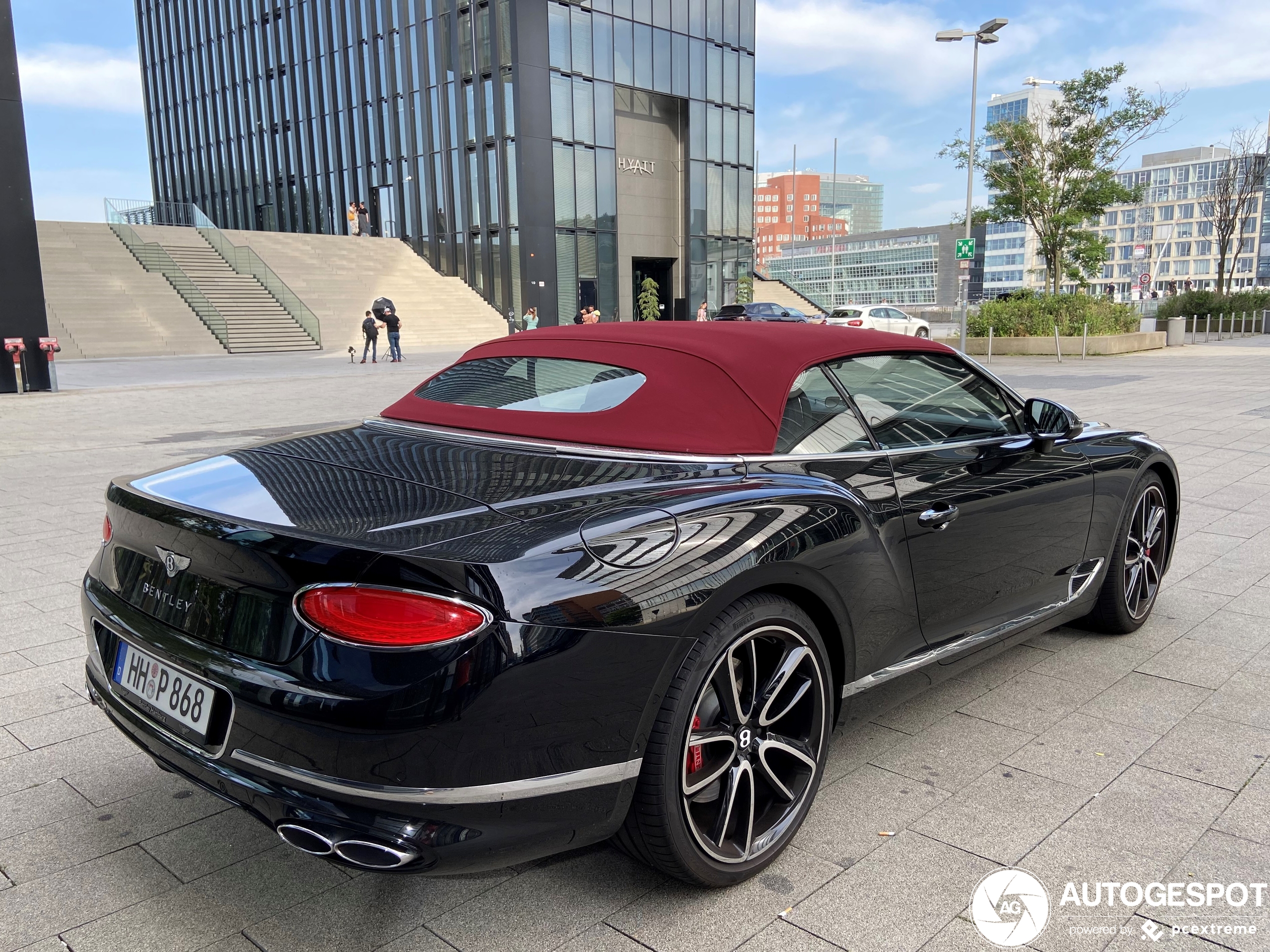 Bentley Continental GTC V8 2020