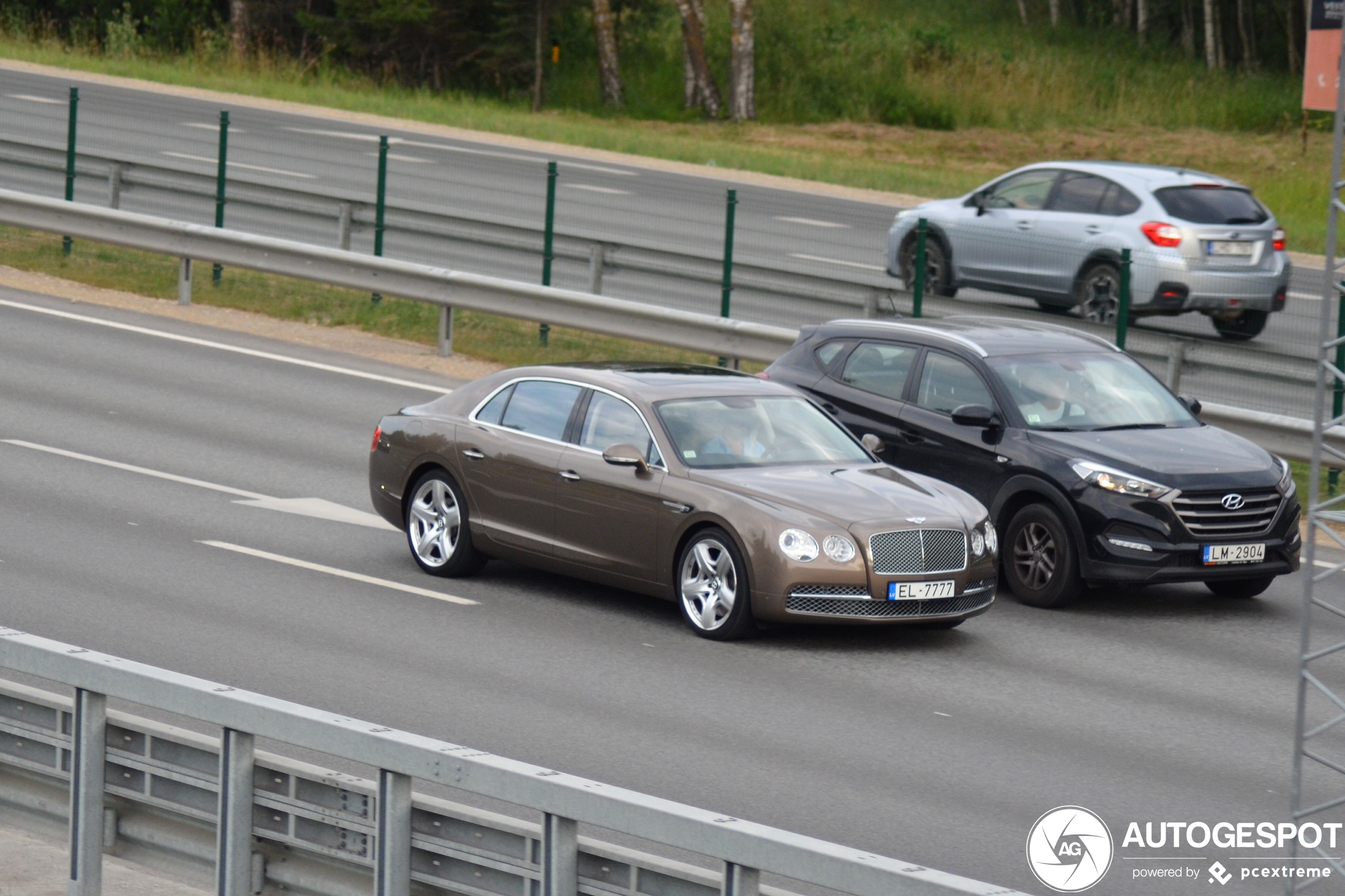 Bentley Flying Spur W12