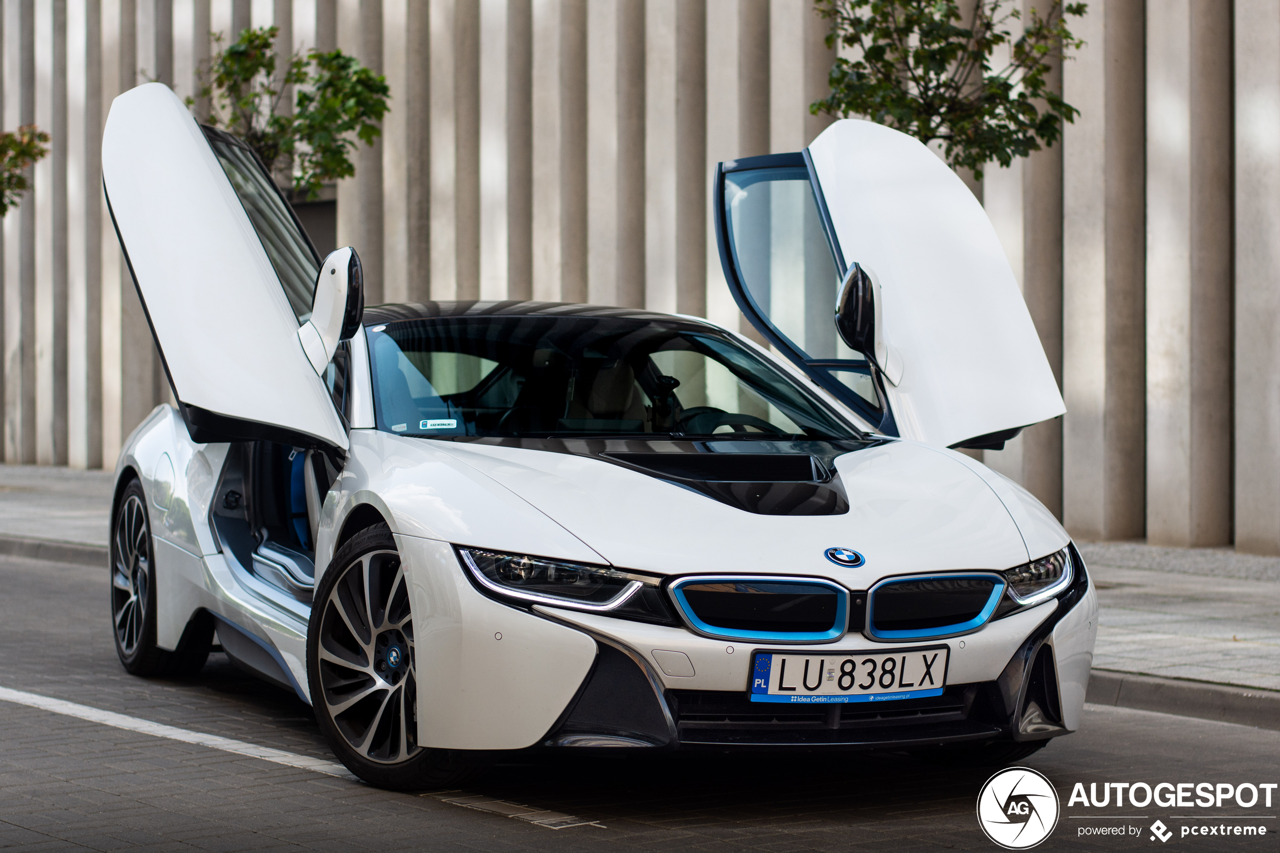 BMW i8