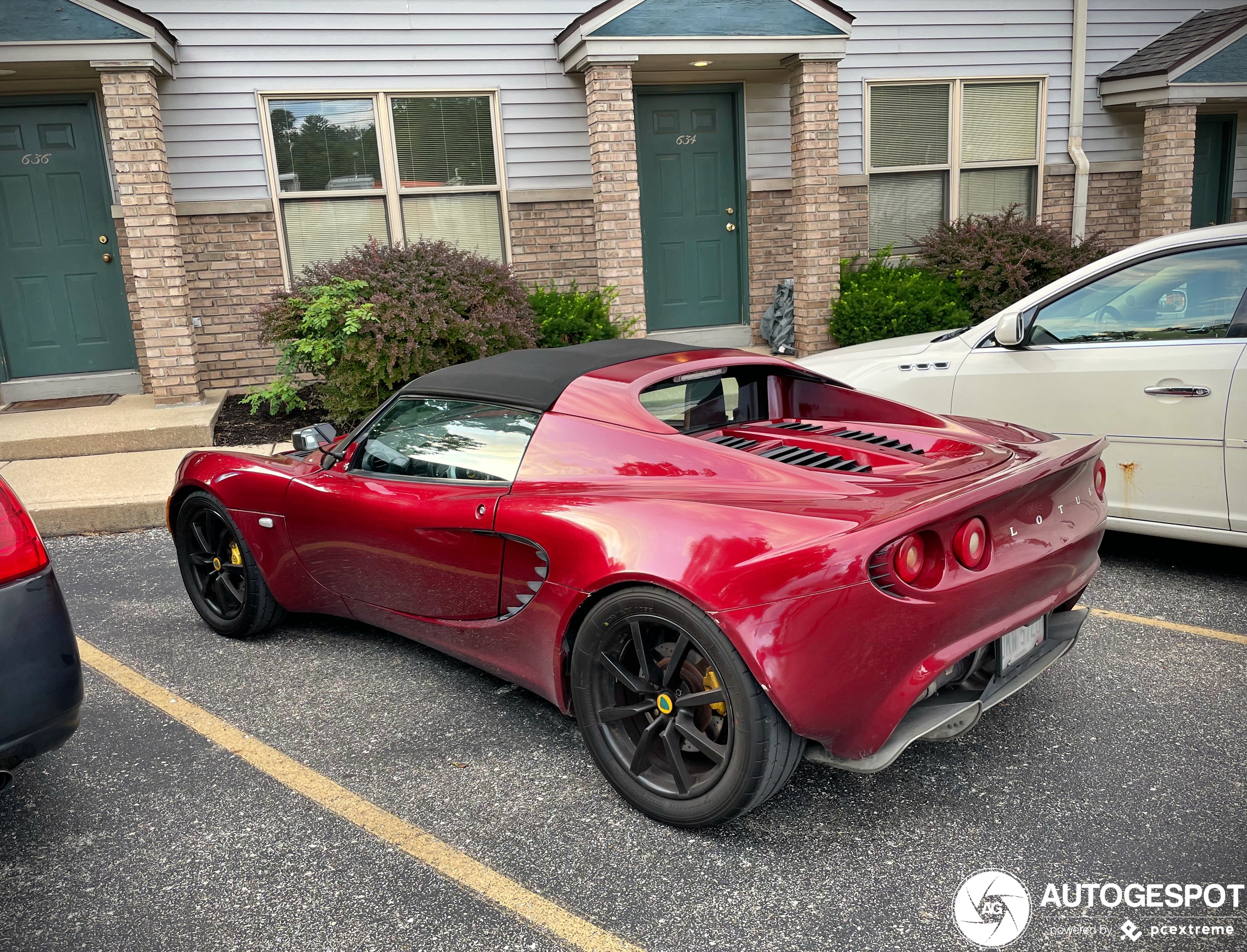 Lotus Elise S2 111R (Federal Elise)