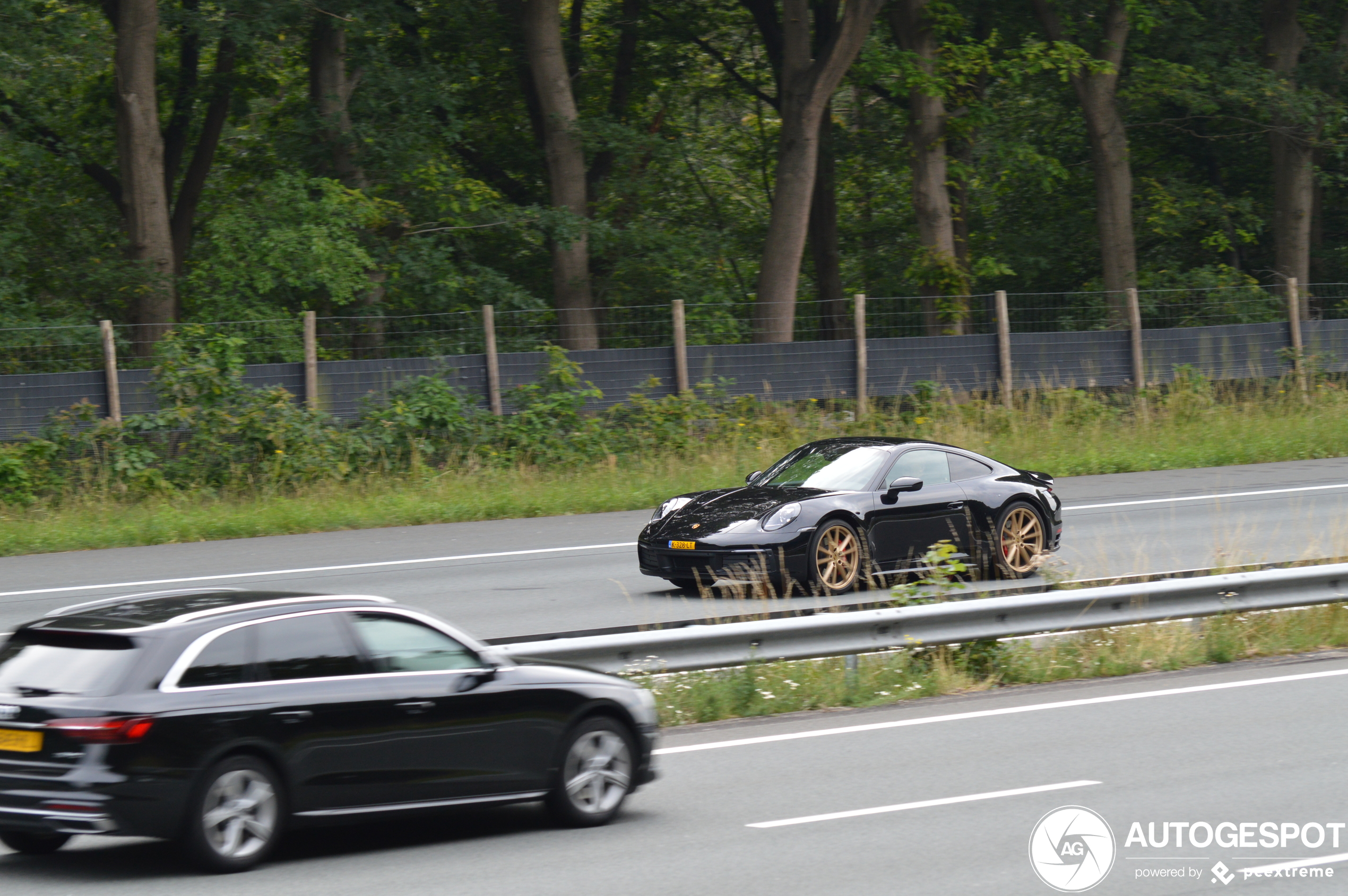 Porsche 992 Carrera S