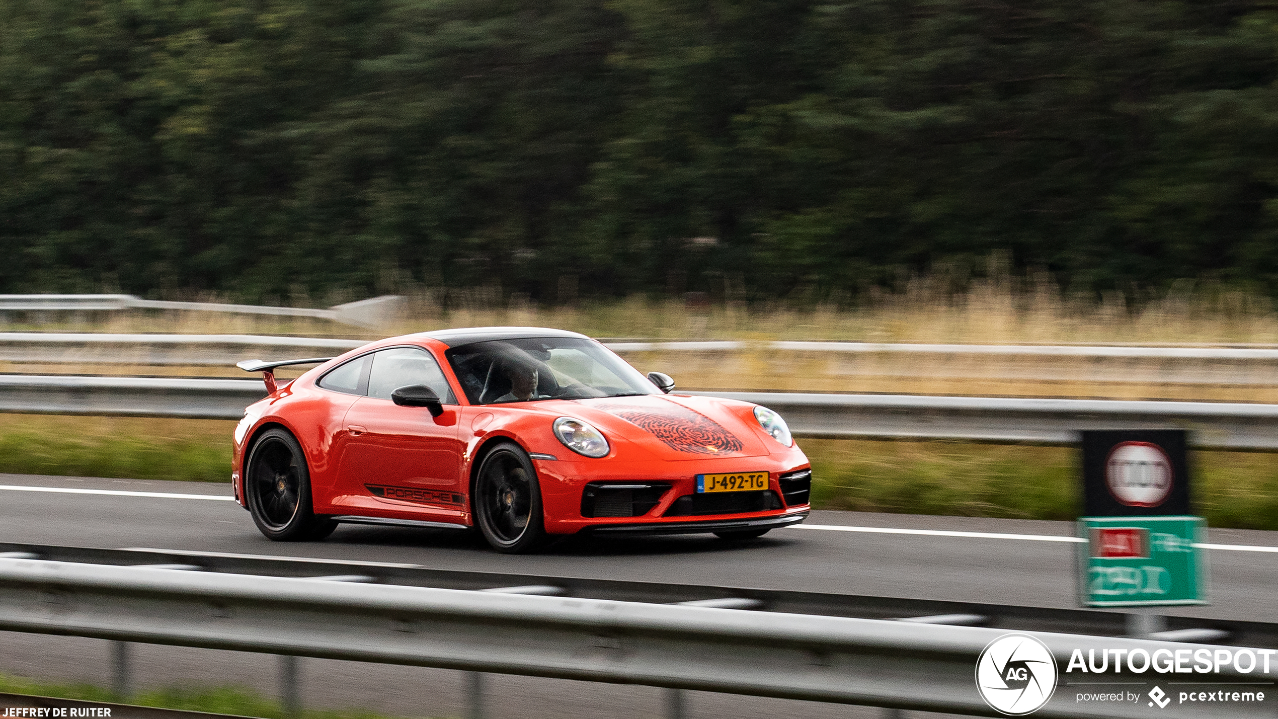 Porsche 992 Carrera S