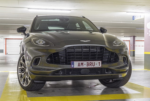 Aston Martin DBX