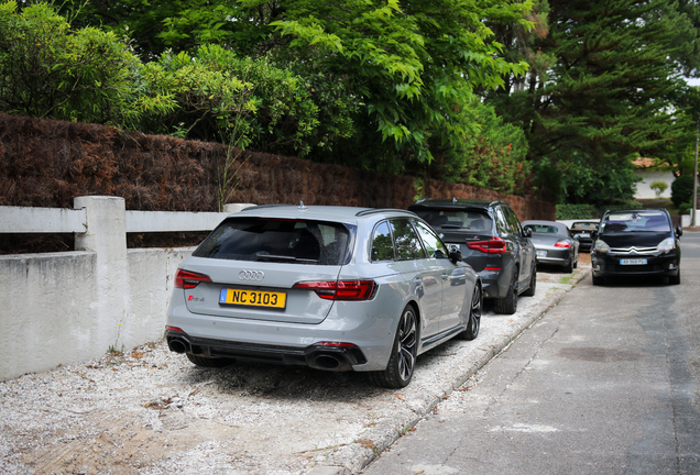 Audi RS4 Avant B9