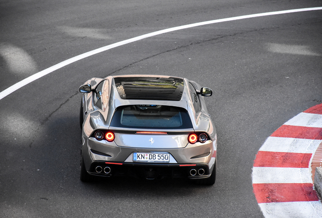 Ferrari GTC4Lusso