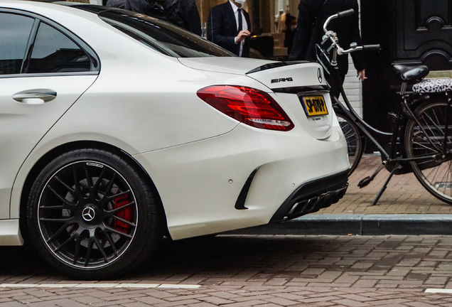 Mercedes-AMG C 63 S W205