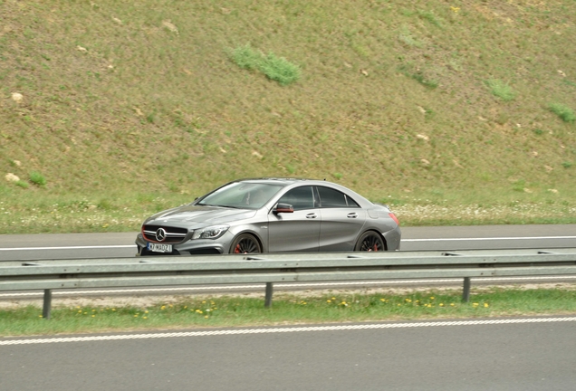 Mercedes-Benz CLA 45 AMG Edition 1 C117