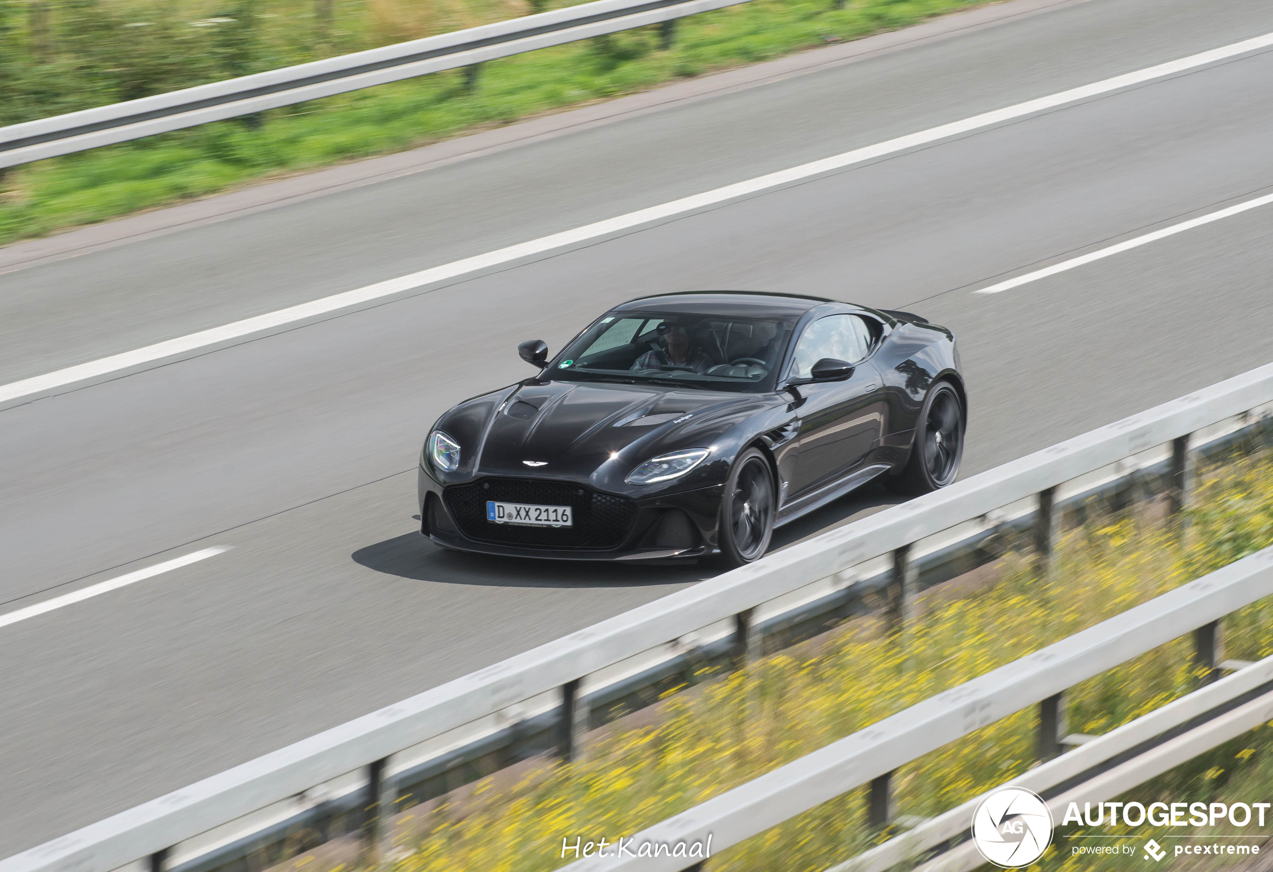 Aston Martin DBS Superleggera