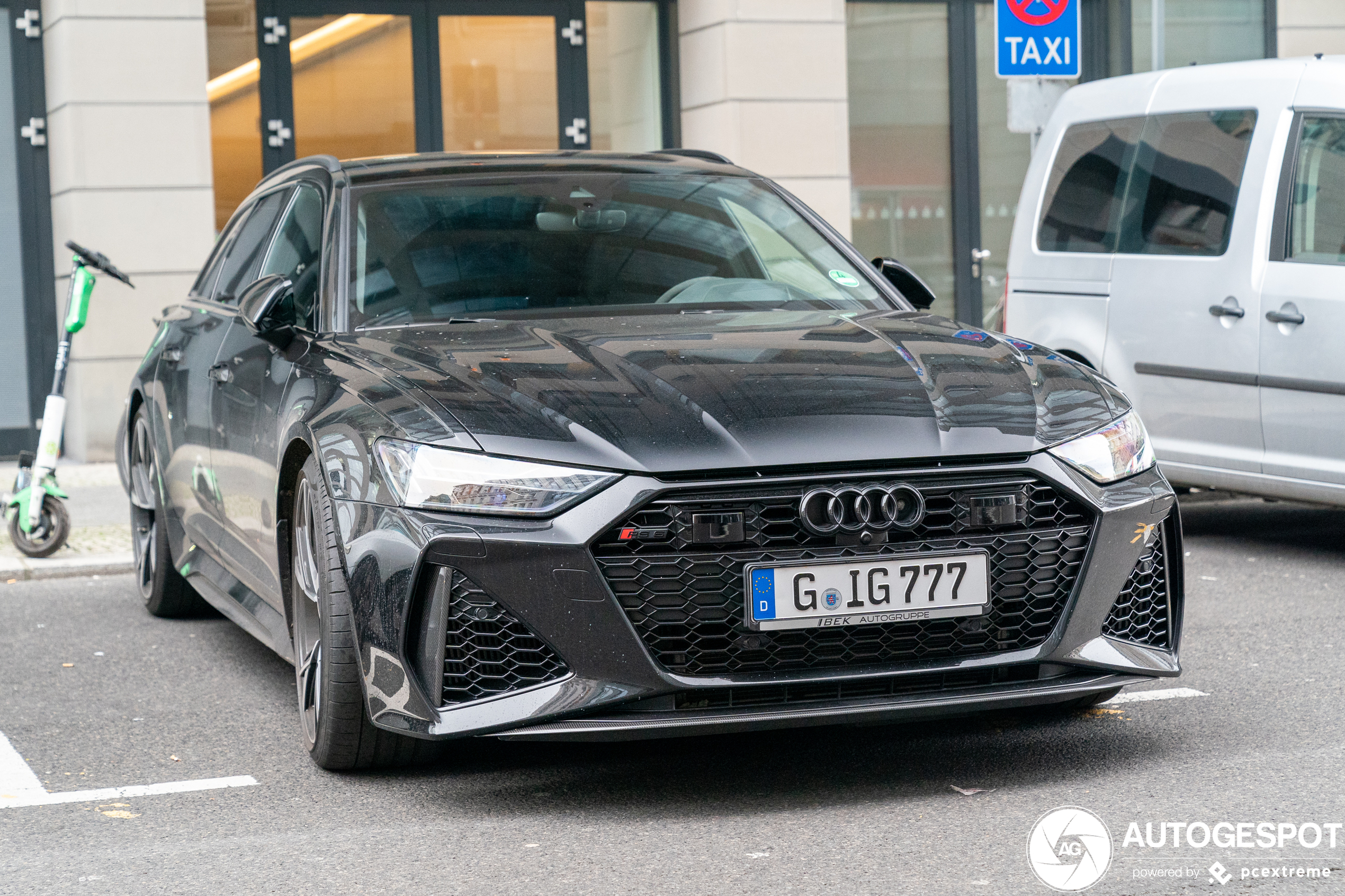 Audi RS6 Avant C8