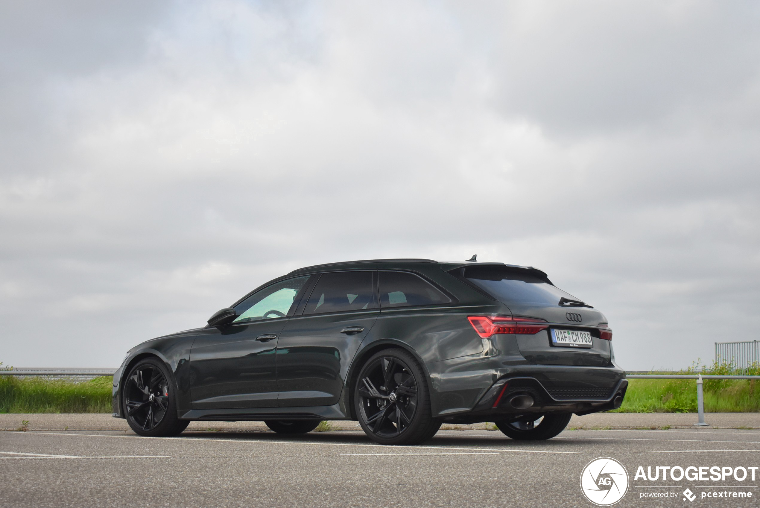 Audi RS6 Avant C8