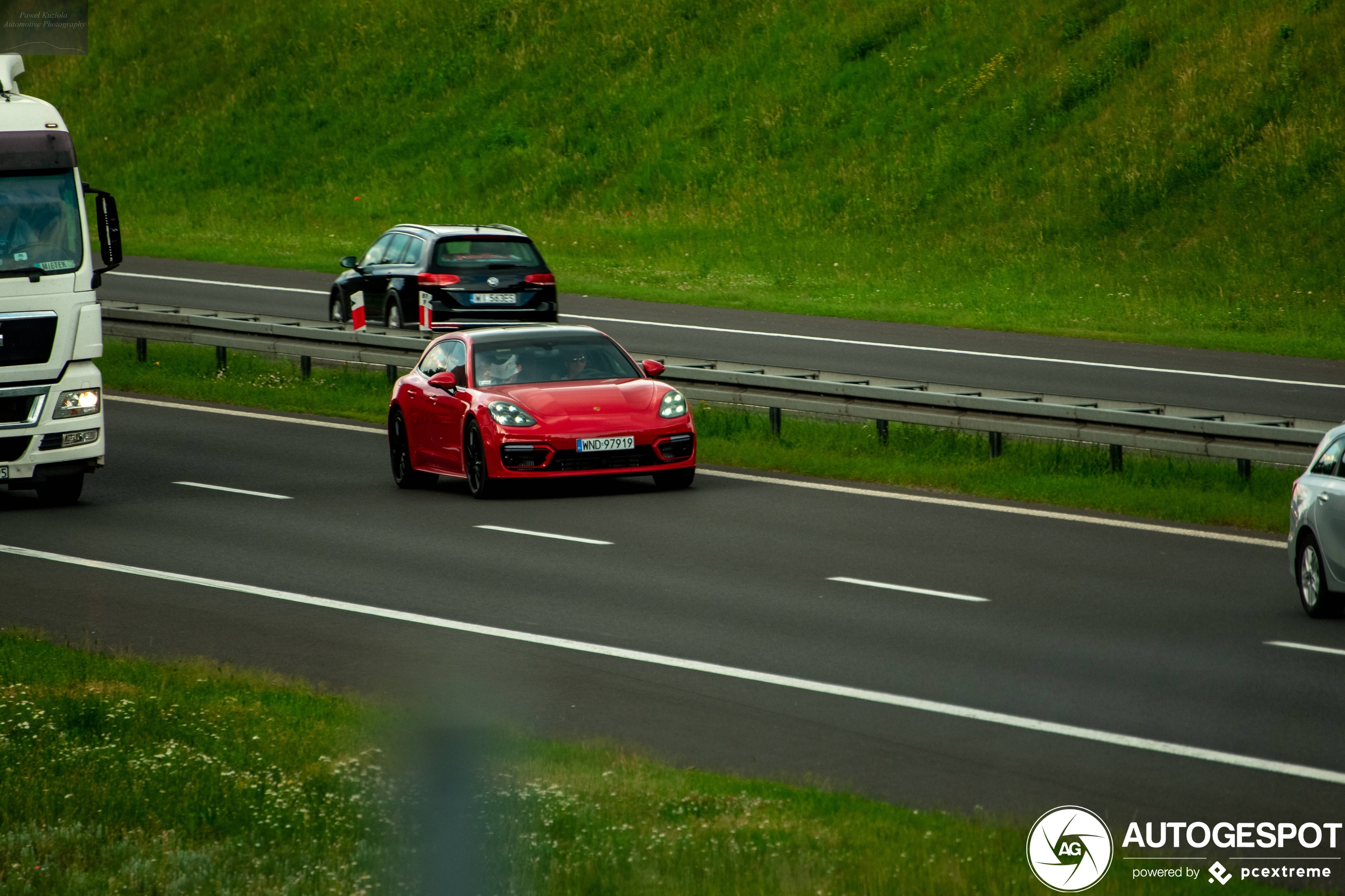 Porsche 971 Panamera GTS Sport Turismo MkII