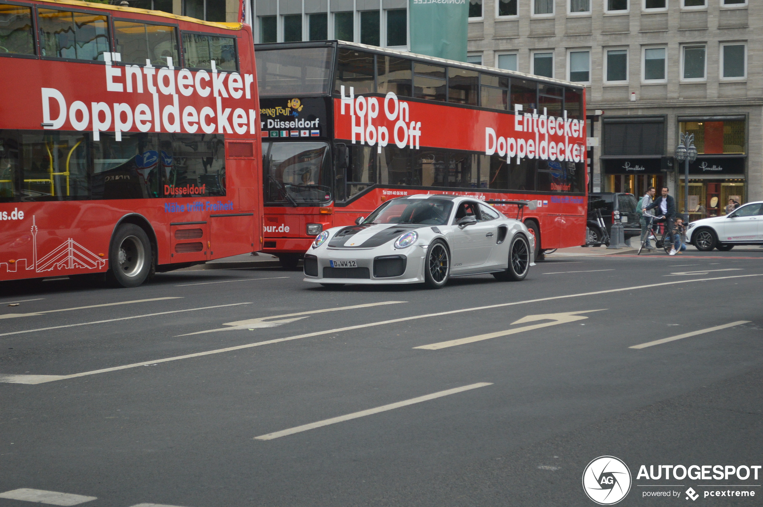 Porsche 991 GT2 RS Weissach Package