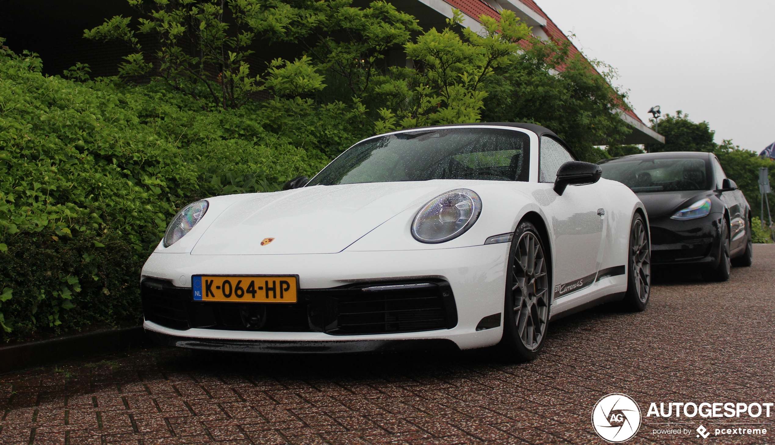 Porsche 992 Carrera 4S Cabriolet