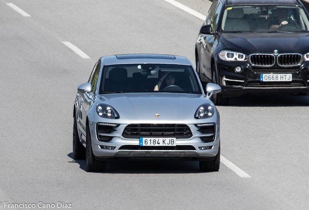 Porsche 95B Macan GTS