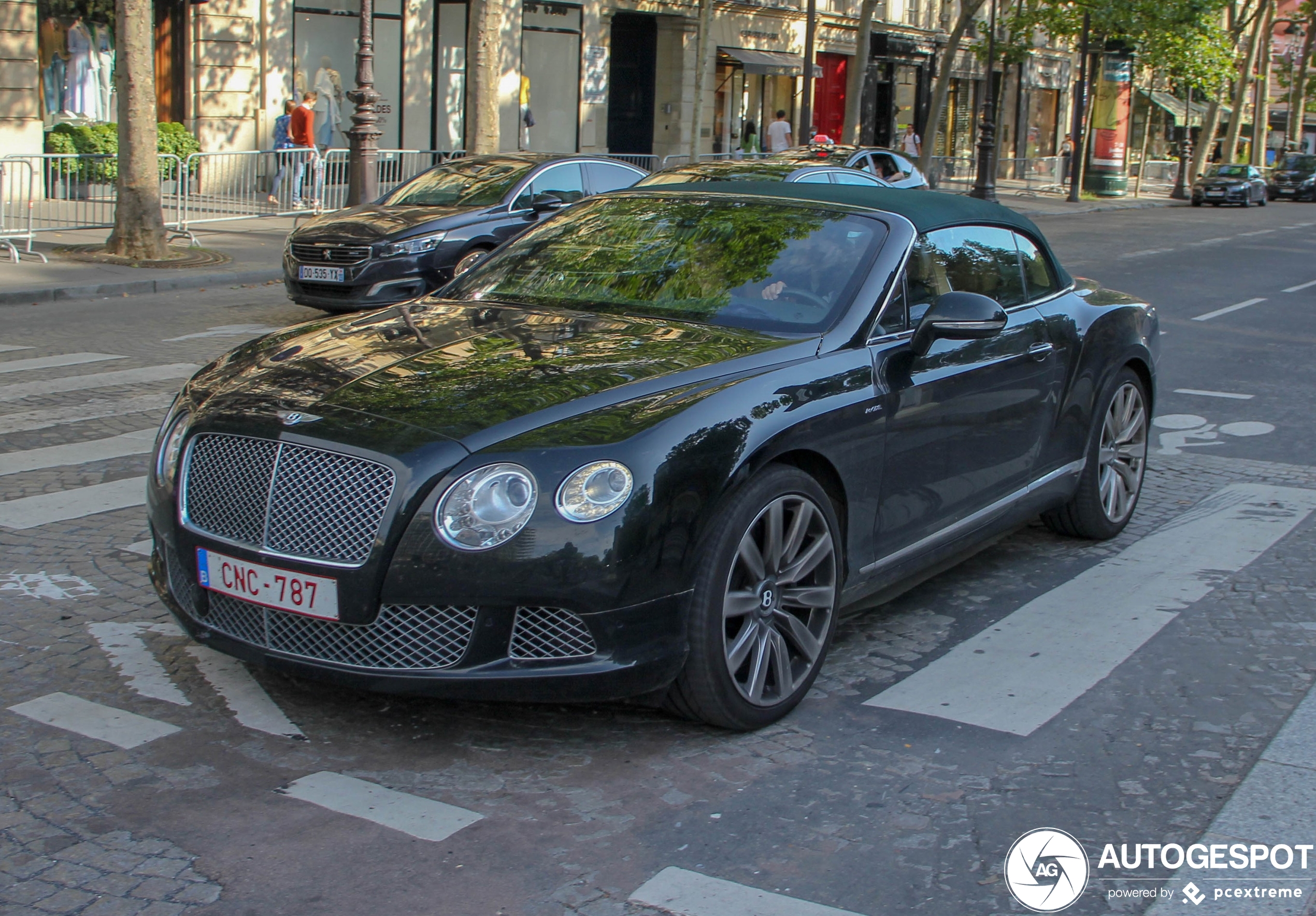 Bentley Continental GTC 2012