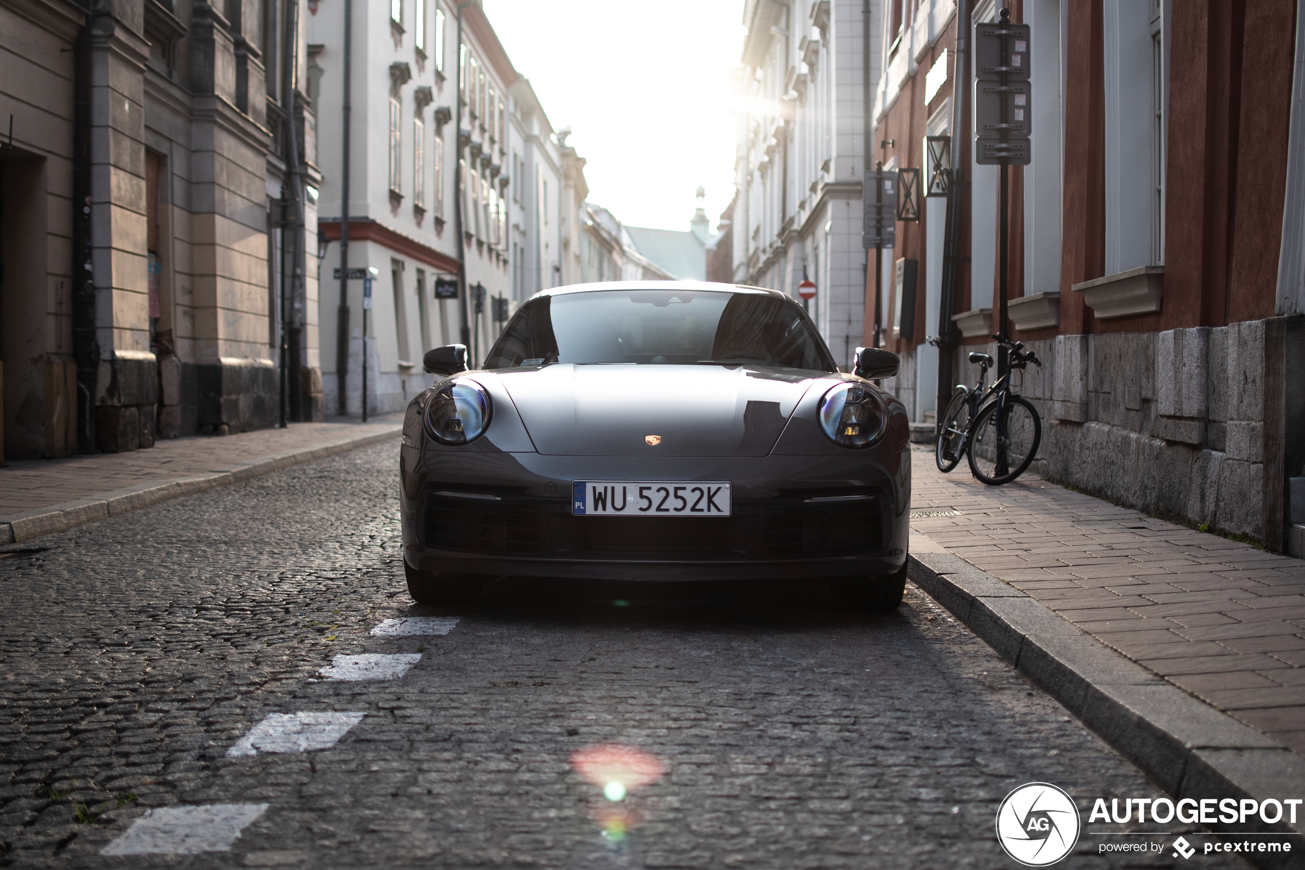 Porsche 992 Carrera 4S